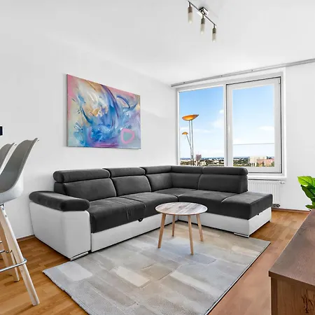 Sky At Tri Veze - Ac & Parking Daire Bratislava